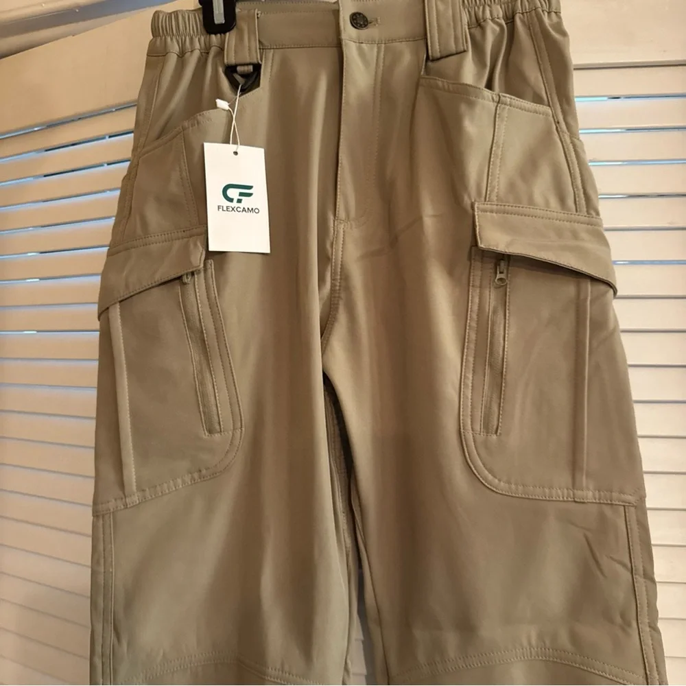 Flexcamo Men's Utility Cargo Pants in Khaki